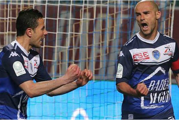 赛后克里夫兰骑士备战法甲，主帅复盘细节曝光，目标明确，轮换策略成焦点(女骑士的末路克劳蒂娅)