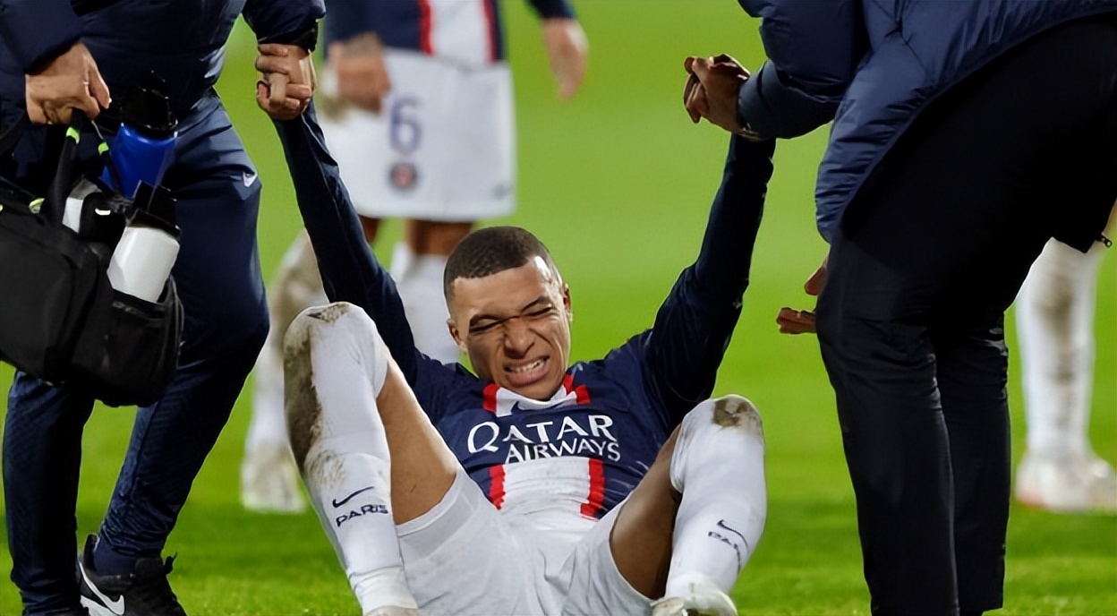 赛后克里夫兰骑士备战法甲，主帅复盘细节曝光，目标明确，轮换策略成焦点(女骑士的末路克劳蒂娅)